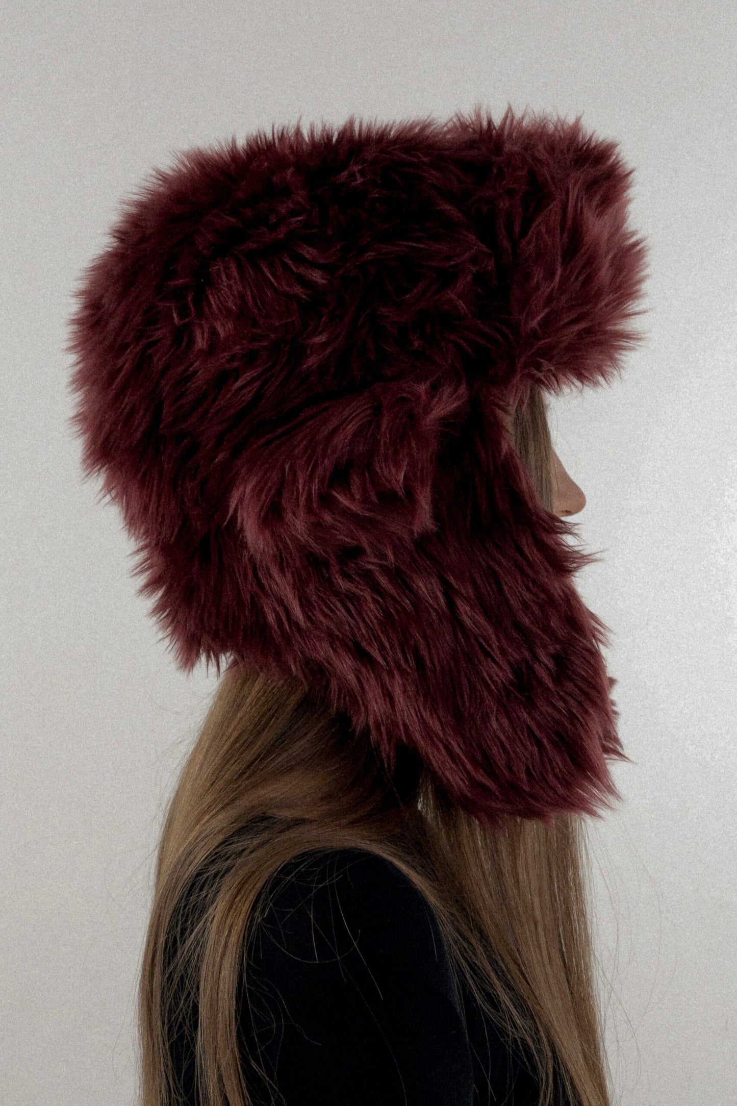 Shearling aviator hat.07 Cherry